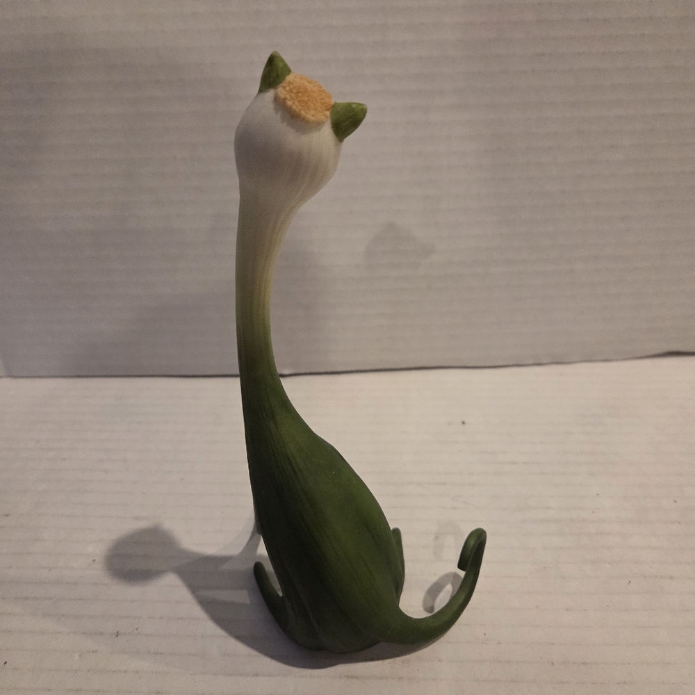 Vintage Enesco Home Grown Green Onion Cat Figurine Boho Bohemian Vegetable - Picture 7 of 9